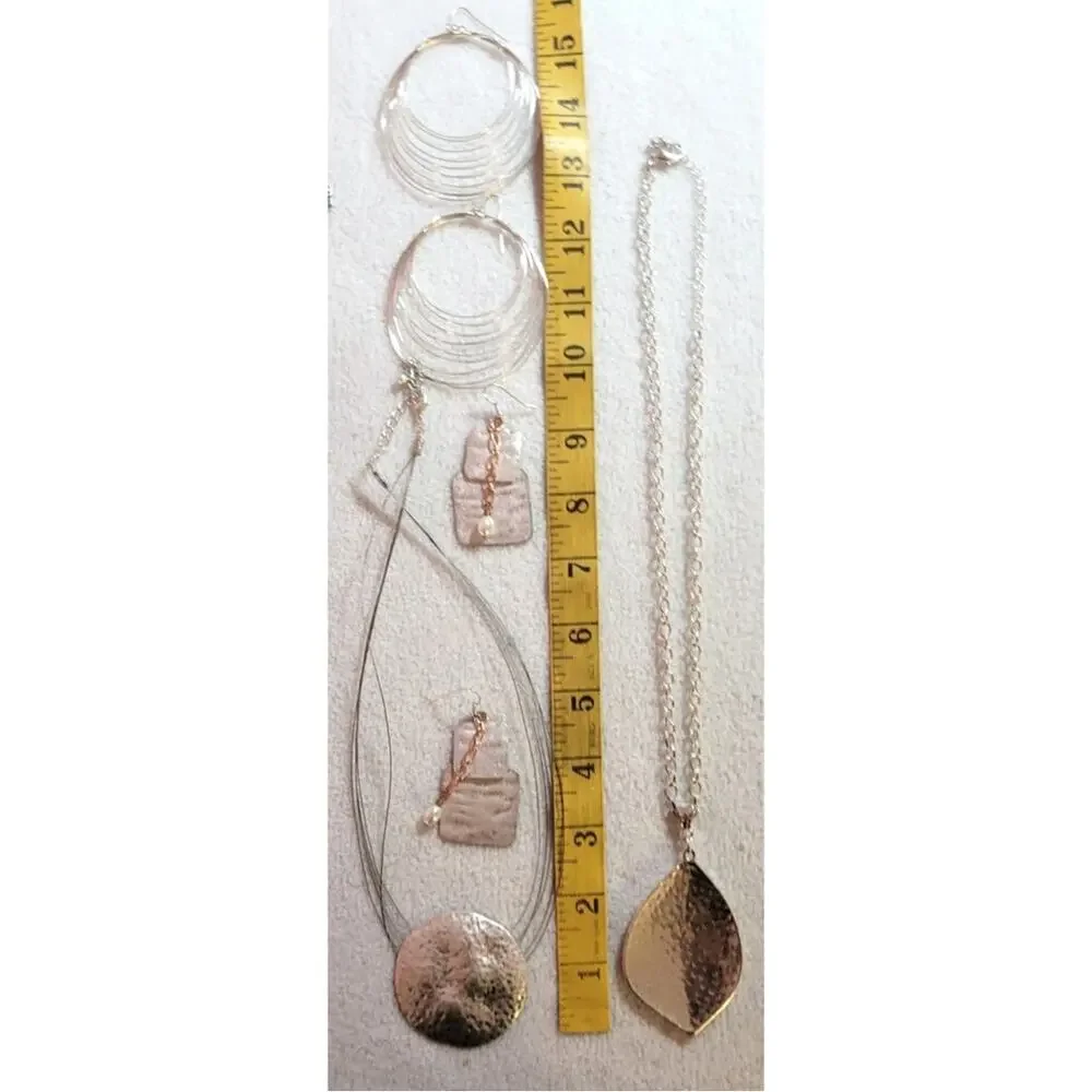 Textured Silvertone Jewelry 4 Pc Lot Chain Infinity Necklaces Pendants Earrings